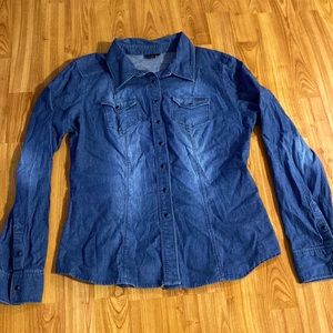 G by Guess Chambray Top